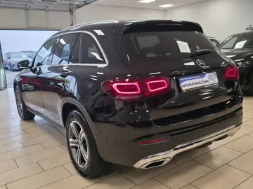 GLC 220 d 4Matic R-Cam LED Navi TeiLeder CarPlay
