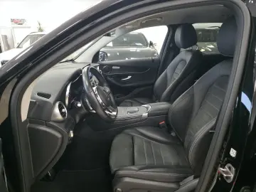 GLC 220 d 4Matic R-Cam LED Navi TeiLeder CarPlay