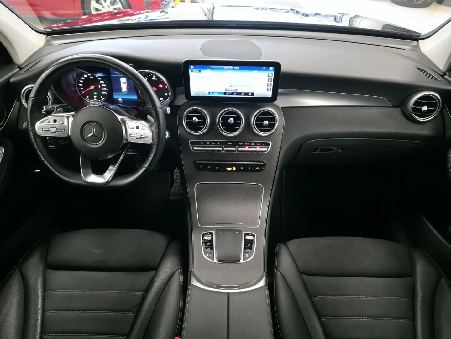 GLC 220 d 4Matic R-Cam LED Navi TeiLeder CarPlay