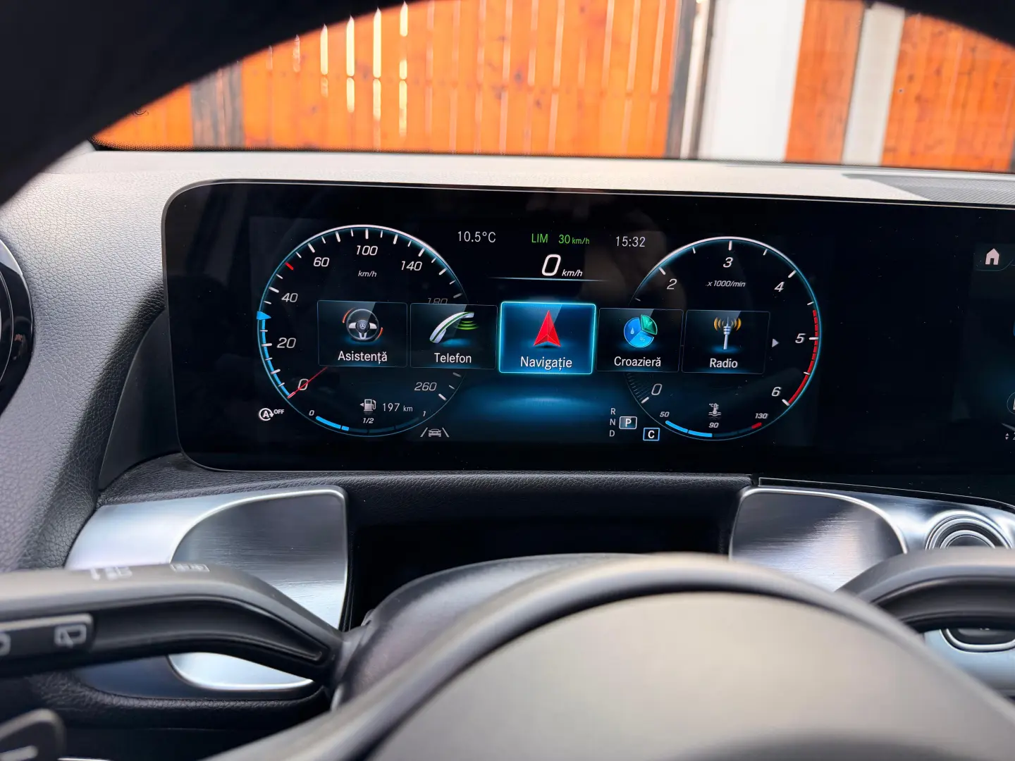 Mercedes-Benz GLB 200