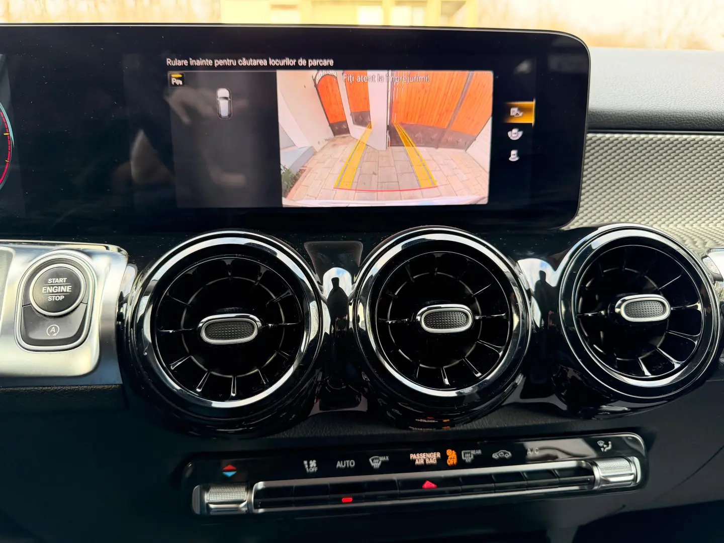 Mercedes-Benz GLB 200