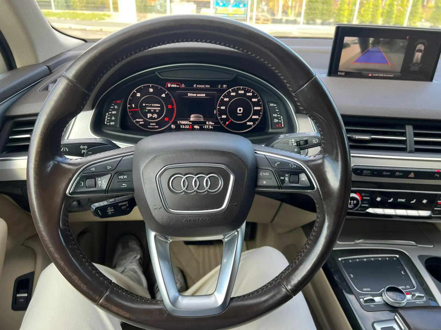 Audi Q7