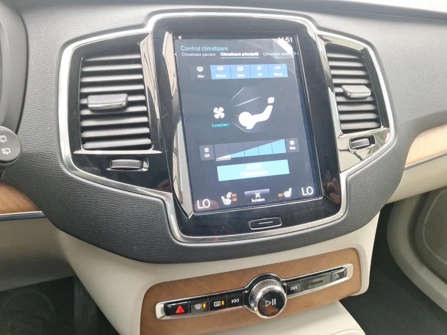 Volvo XC 90 T8 eAWD R-Design