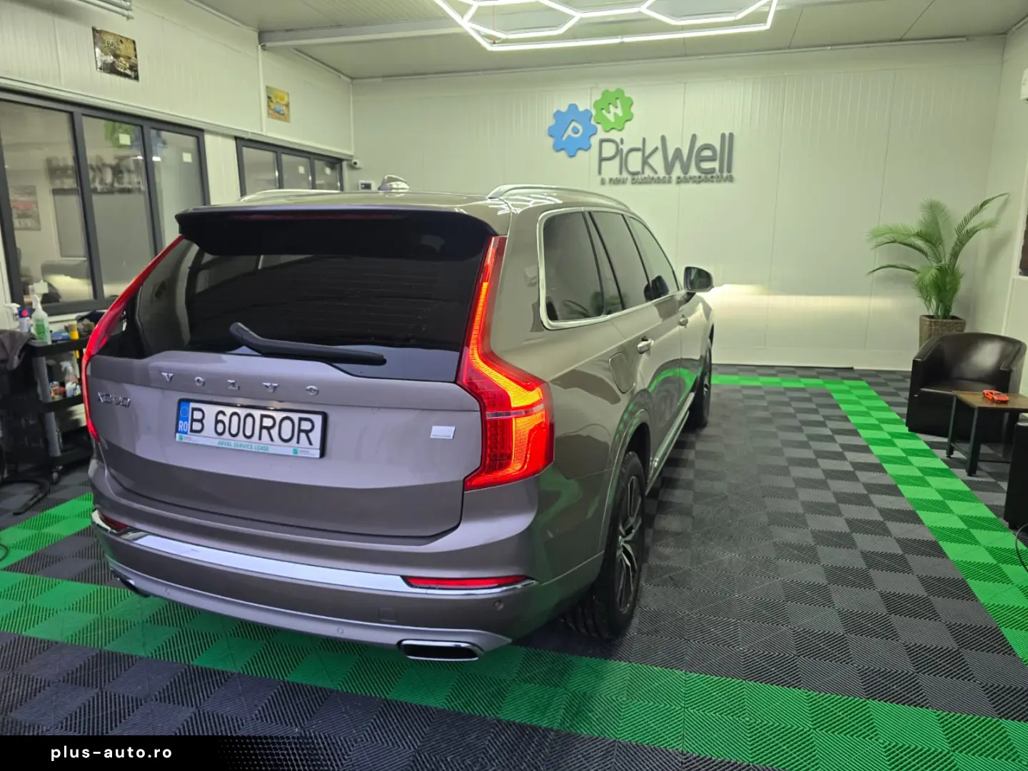 Volvo XC 90 T8 eAWD R-Design