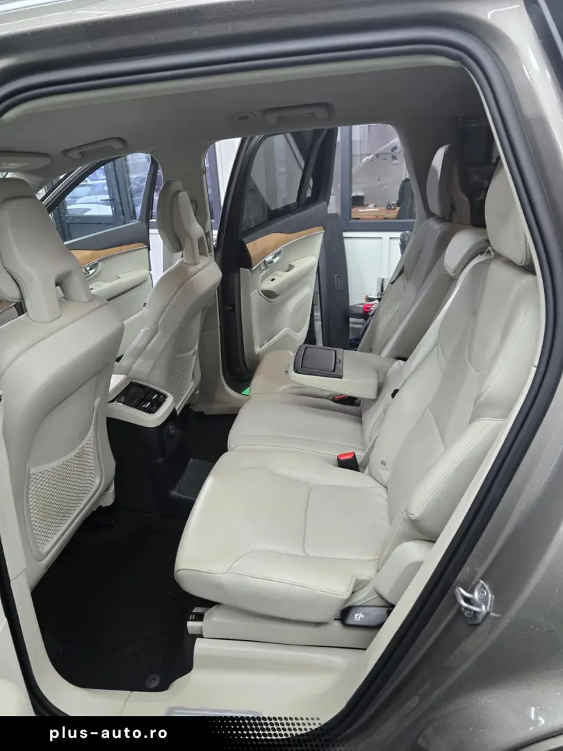 Volvo XC 90 T8 eAWD R-Design