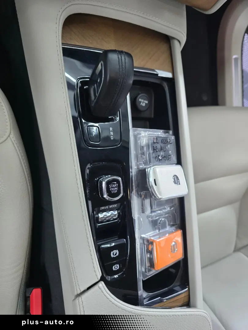 Volvo XC 90 T8 eAWD R-Design