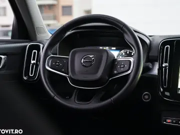 Volvo XC 40 T2 Plus Bright