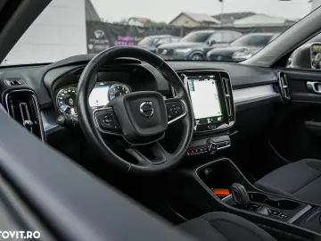 Volvo XC 40 T2 Plus Bright