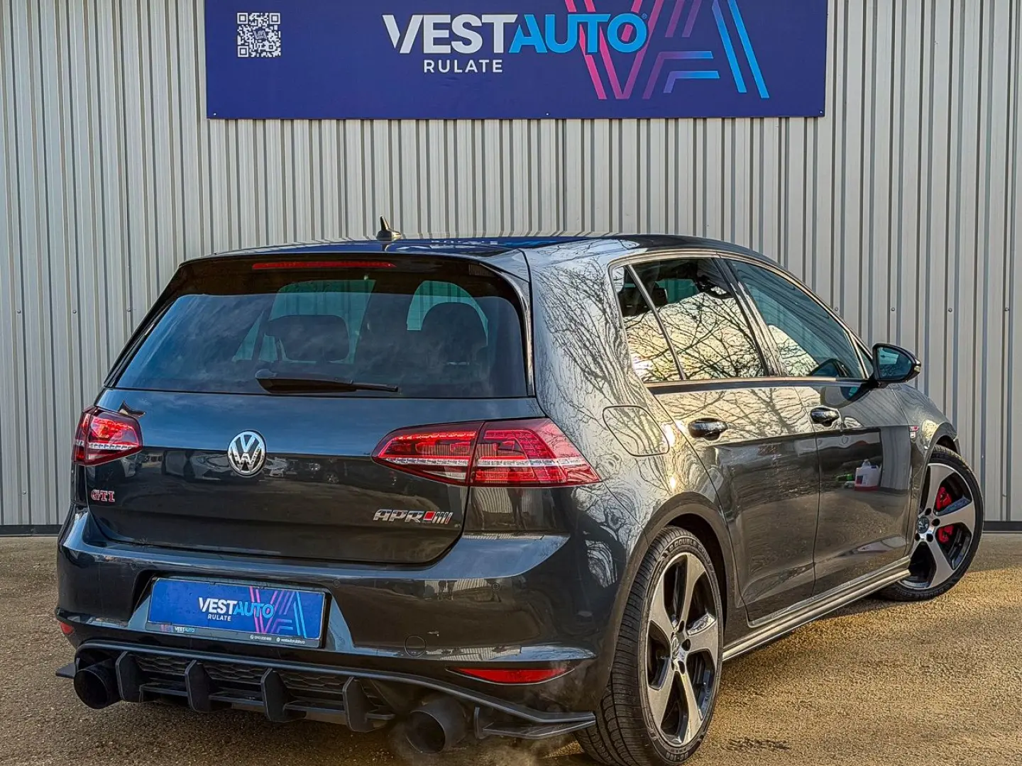 Volkswagen Golf GTI