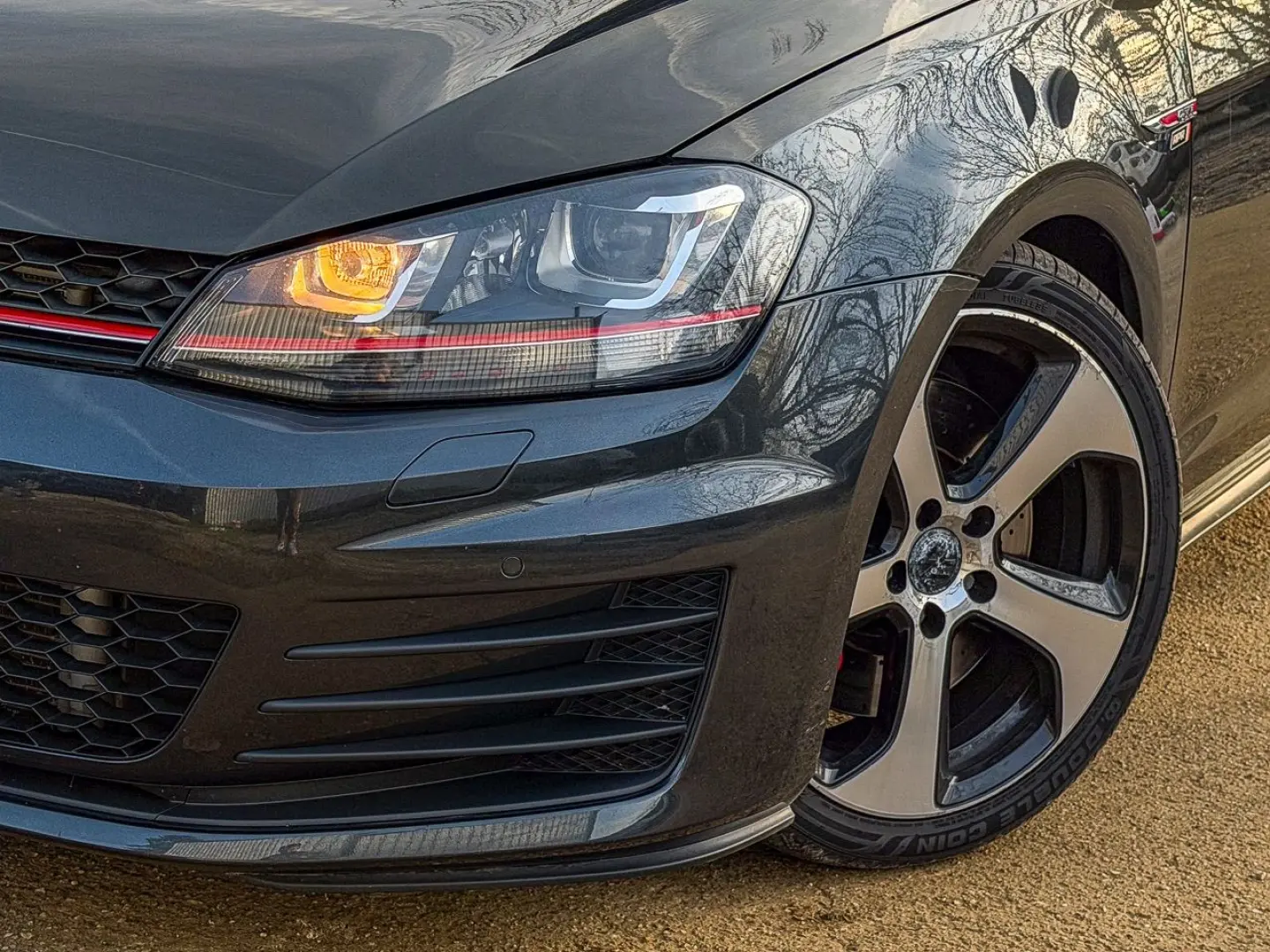 Volkswagen Golf GTI