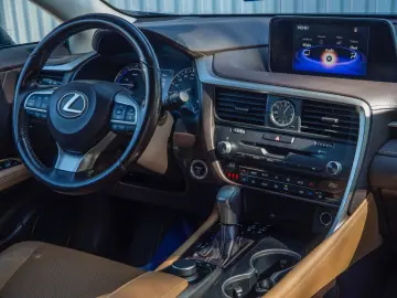 Lexus Seria-Rx Gen-Iv-2015