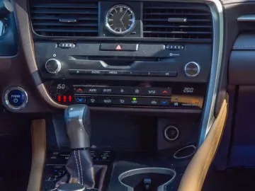 Lexus Seria-Rx Gen-Iv-2015