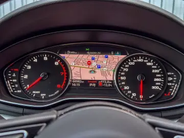 Audi A4 avant Bord Digital Navi Senzori Drive Select - Garan