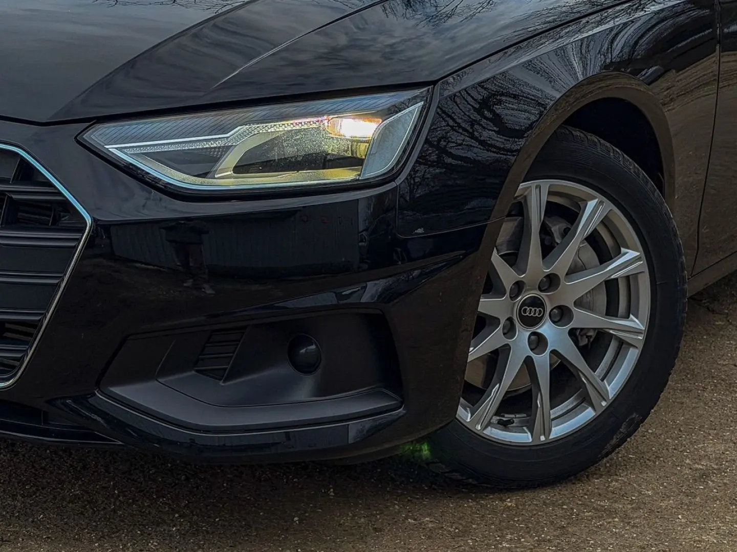 Audi A4 avant Bord Digital Navi Senzori Drive Select - Garan