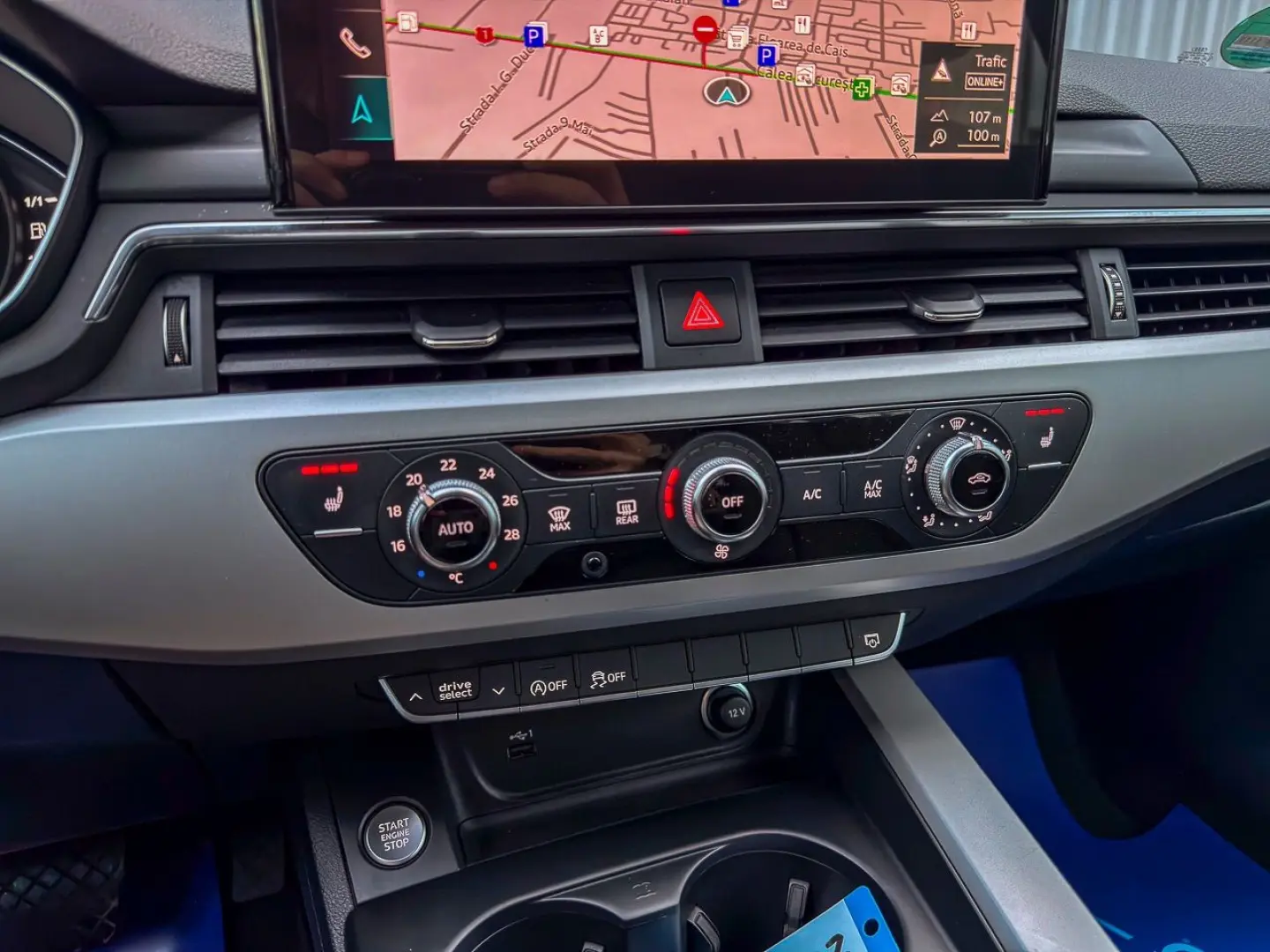 Audi A4 avant Bord Digital Navi Senzori Drive Select - Garan
