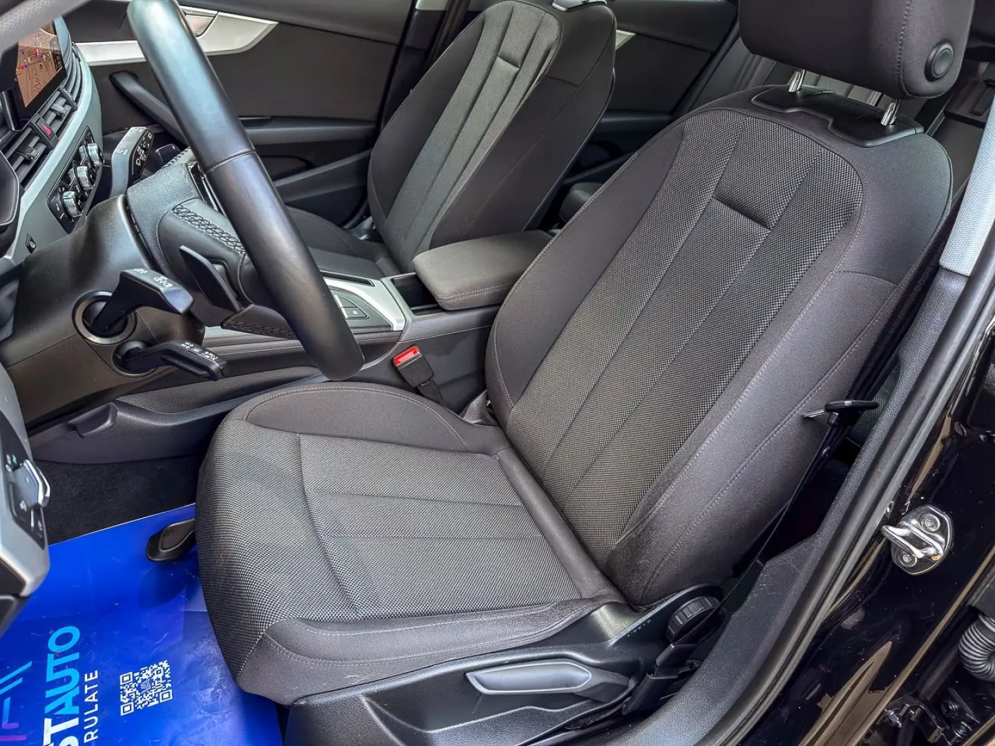 Audi A4 avant Bord Digital Navi Senzori Drive Select - Garan