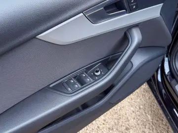 Audi A4 avant Bord Digital Navi Senzori Drive Select - Garan