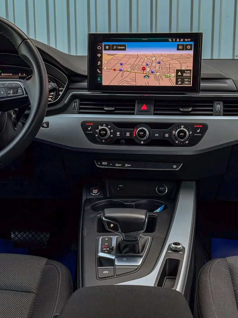 Audi A4 avant Bord Digital Navi Senzori Drive Select - Garan