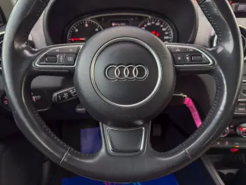 Audi A1 Bose Pilot Navi Bluetooth - Garantie