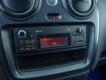 Dacia Dokker Bluetooth Radio-Cd Pilot - Finanțare