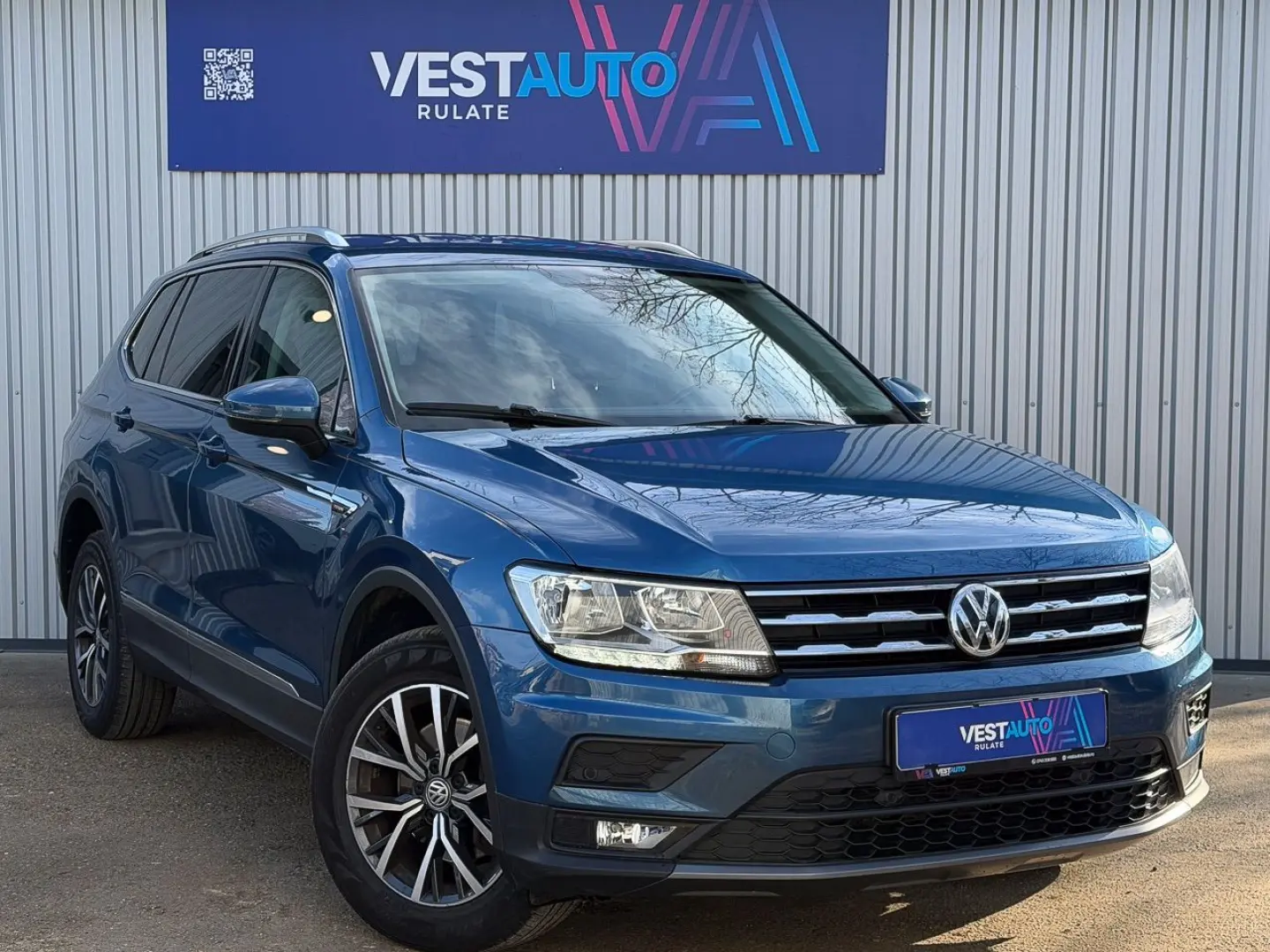 Volkswagen Tiguan Allspace 4Motion Moduri Condus CarPlay Nav