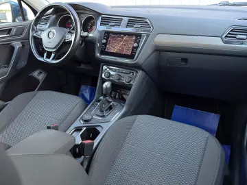 Volkswagen Tiguan Allspace 4Motion Moduri Condus CarPlay Nav