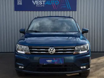 Volkswagen Tiguan Allspace 4Motion Moduri Condus CarPlay Nav