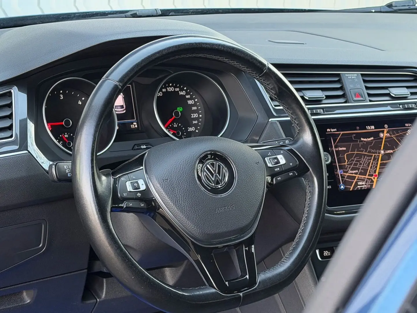 Volkswagen Tiguan Allspace 4Motion Moduri Condus CarPlay Nav