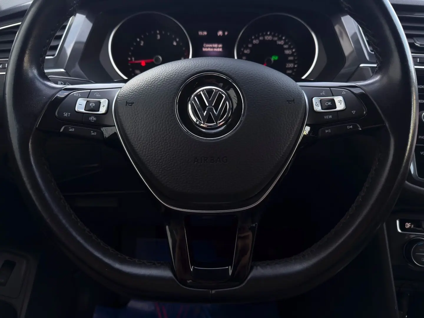 Volkswagen Tiguan Allspace 4Motion Moduri Condus CarPlay Nav