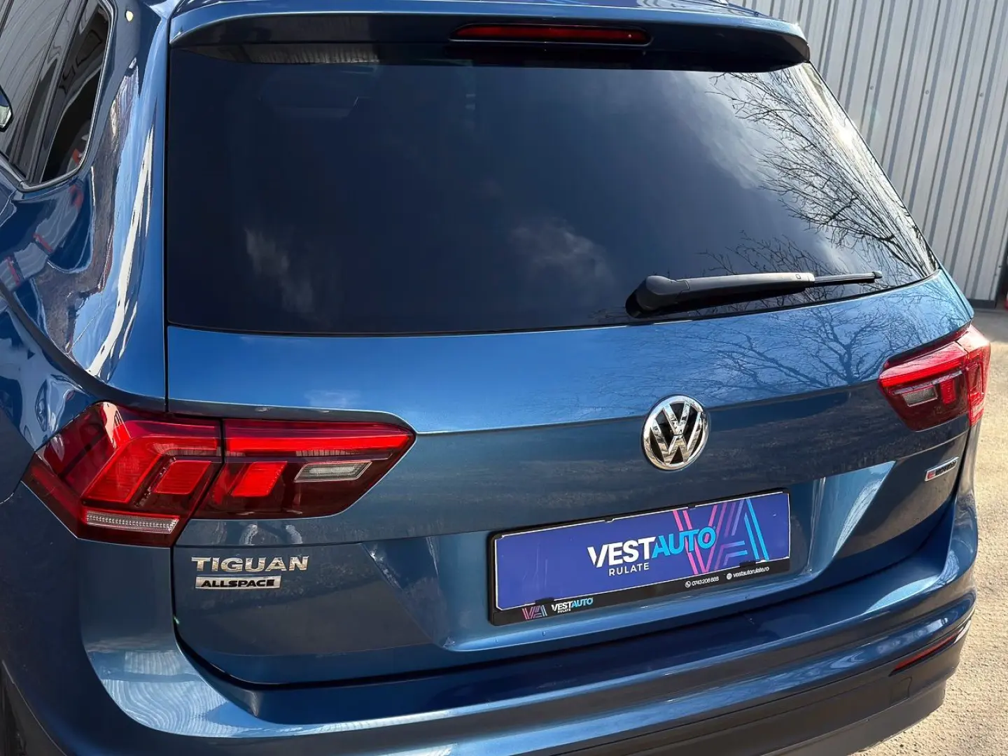 Volkswagen Tiguan Allspace 4Motion Moduri Condus CarPlay Nav