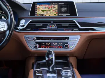 Bmw Seria-7 Gen-G11-G12-2015