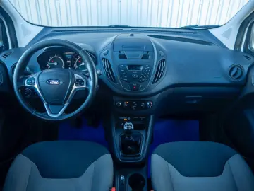 Ford Tourneo-Courier