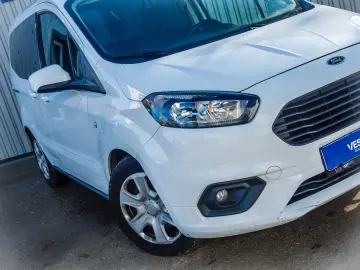 Ford Tourneo-Courier