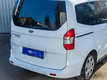 Ford Tourneo-Courier