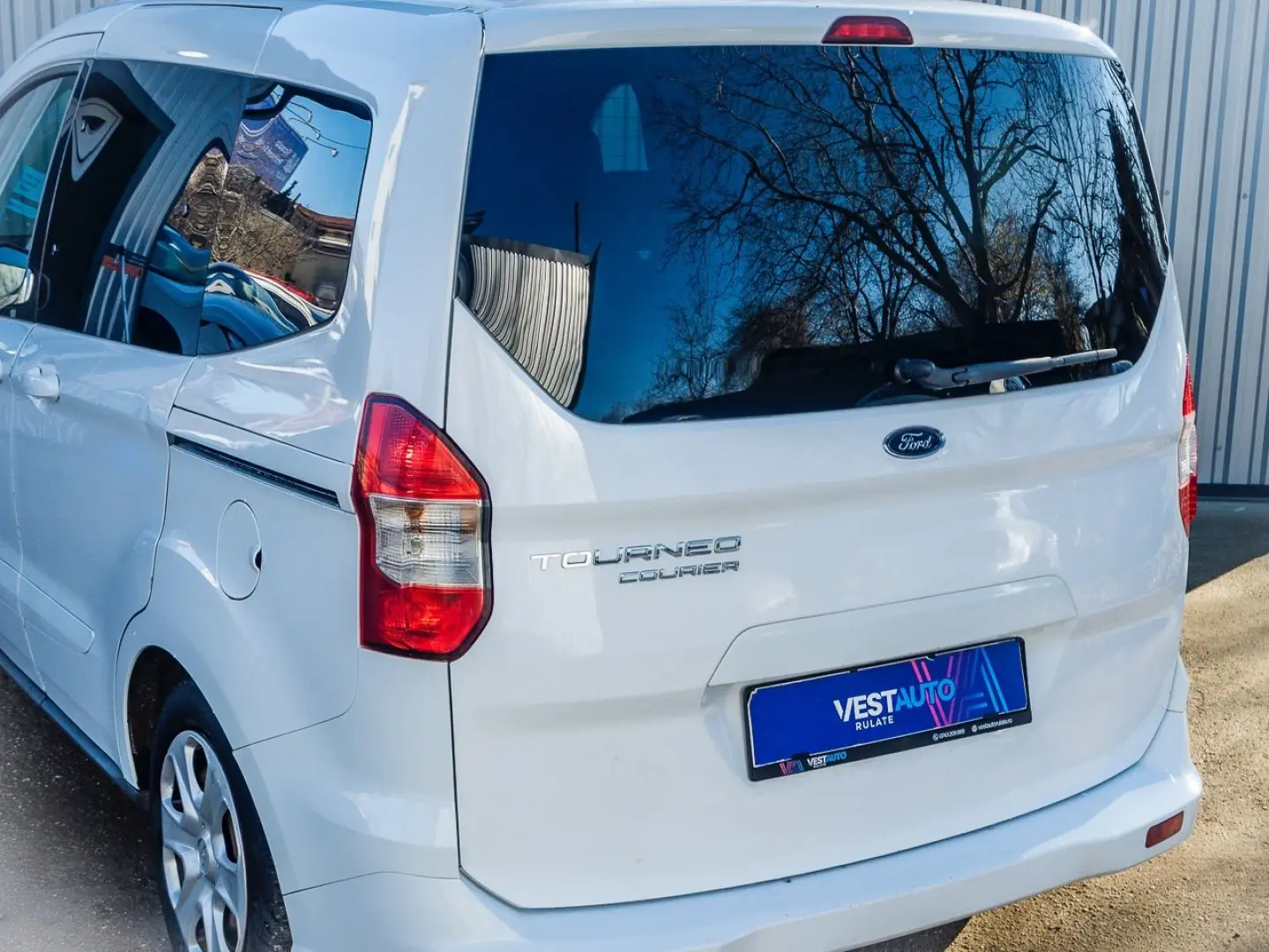 Ford Tourneo-Courier