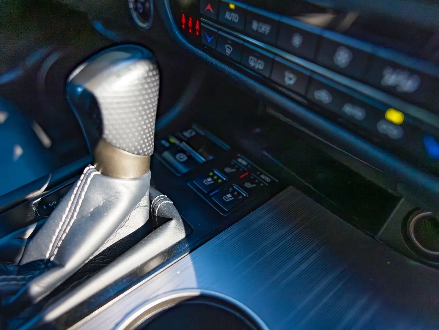 Lexus Seria-Rx Gen-Iv-2015