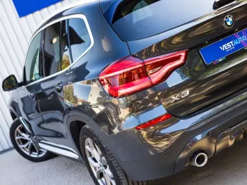 BMW X3 xDrive Navi Camera XLine Ambientala - Finanțare