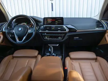 BMW X3 xDrive Navi Camera XLine Ambientala - Finanțare