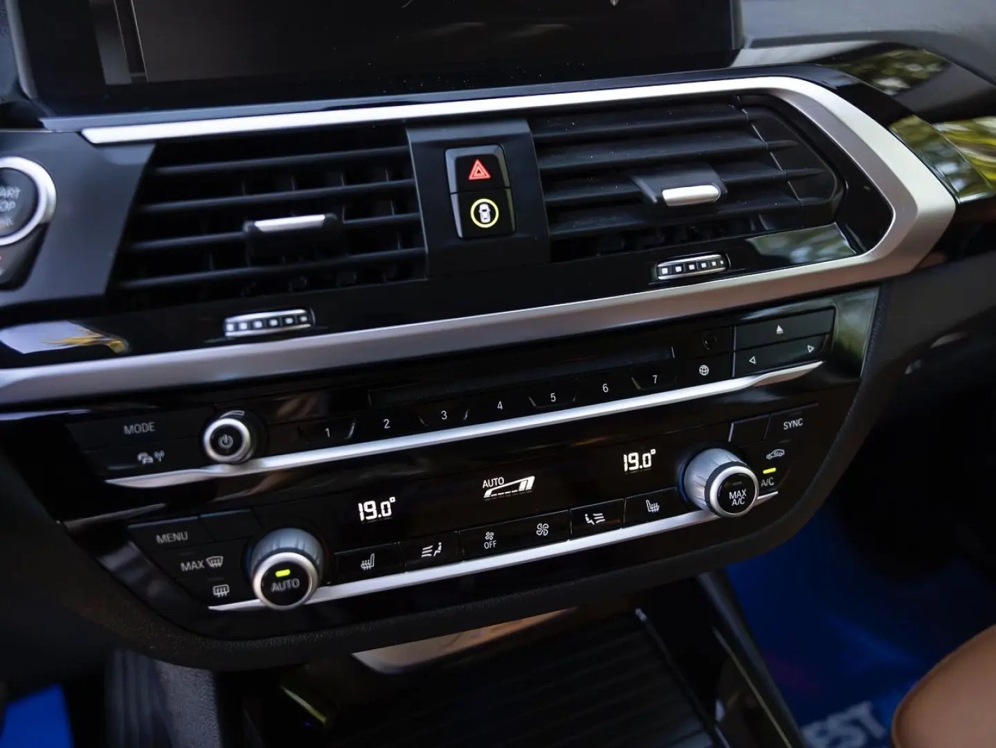 BMW X3 xDrive Navi Camera XLine Ambientala - Finanțare