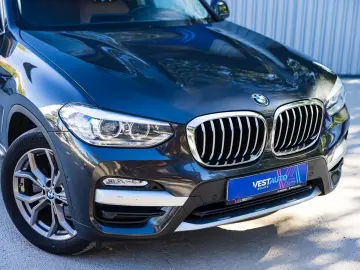 BMW X3 xDrive Navi Camera XLine Ambientala - Finanțare