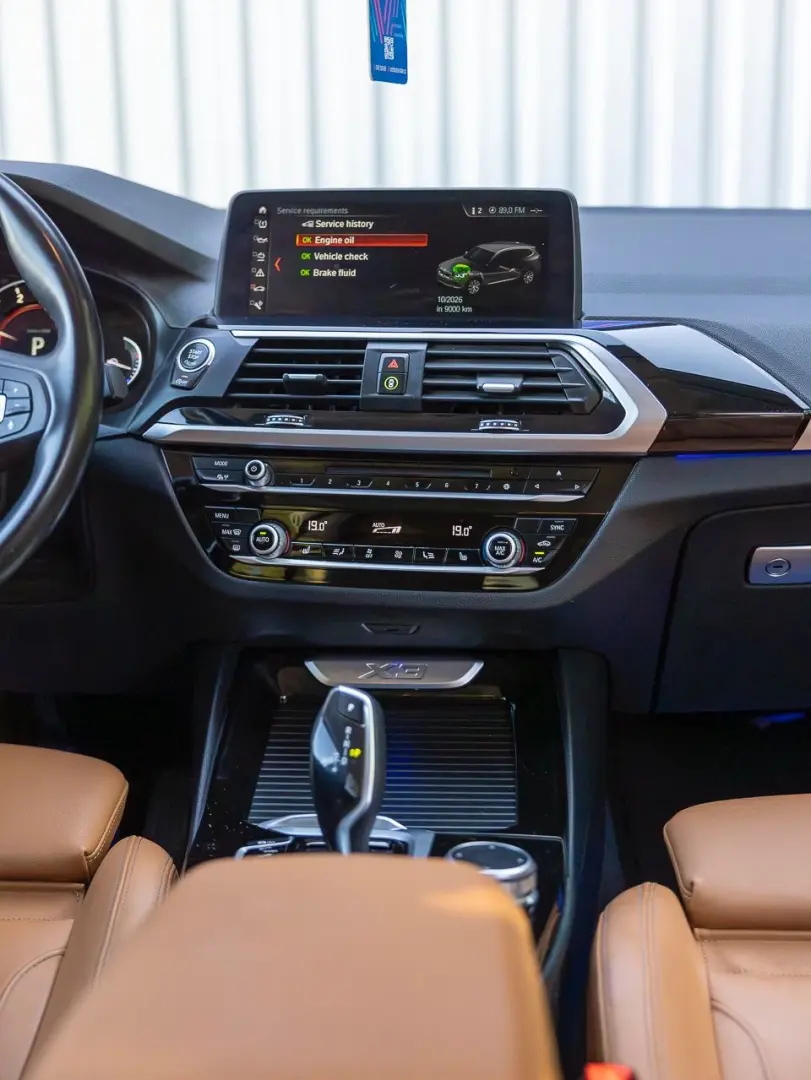 BMW X3 xDrive Navi Camera XLine Ambientala - Finanțare