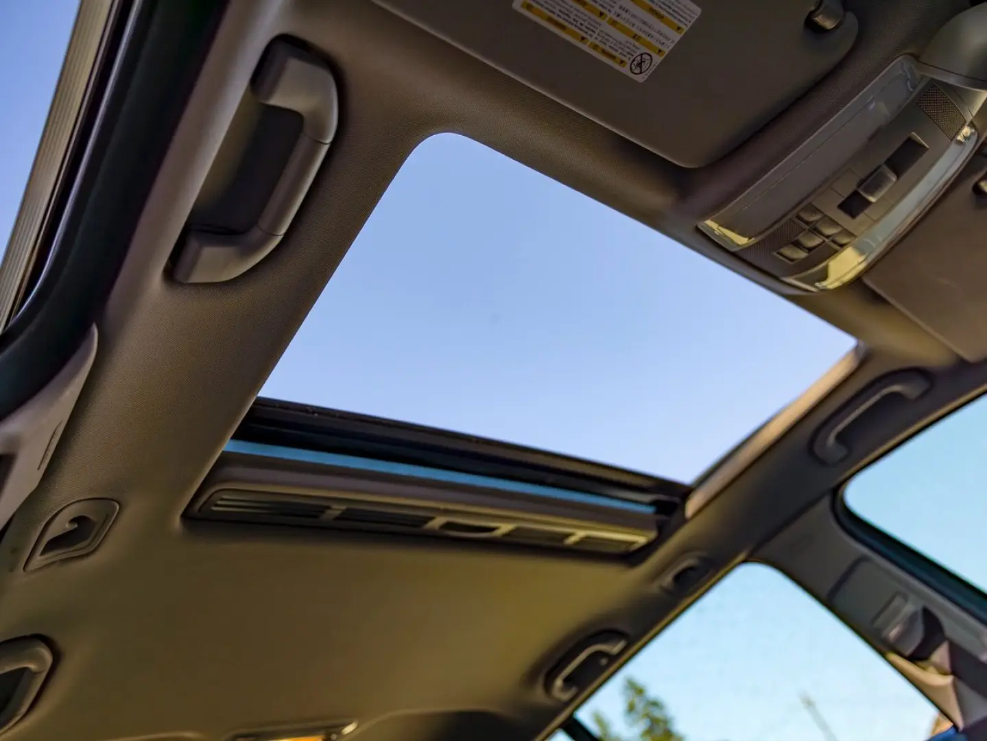 Mercedes-Benz C Gen-W204-2007-2015