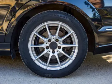 Mercedes-Benz C Gen-W204-2007-2015