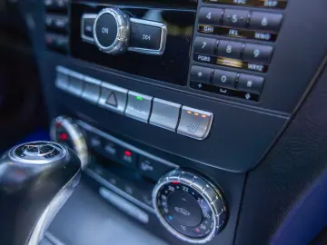 Mercedes-Benz C Gen-W204-2007-2015