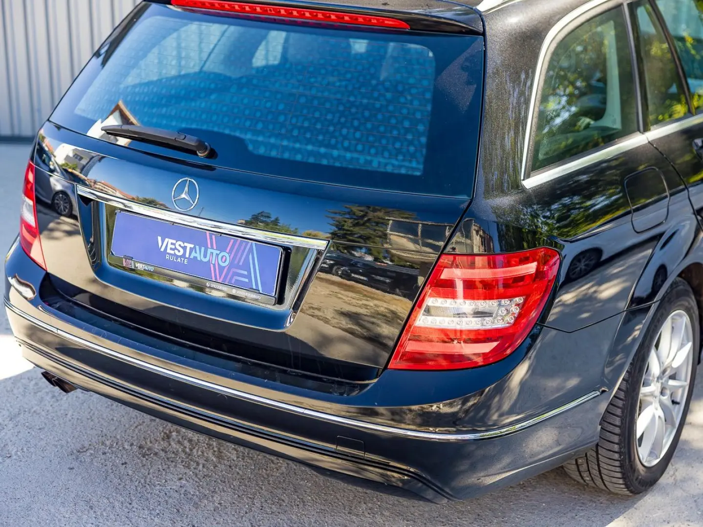 Mercedes-Benz C Gen-W204-2007-2015