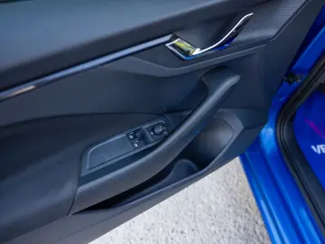 Skoda Scala CarPlay LaneAssist AndroidAuto - Finance Garanti