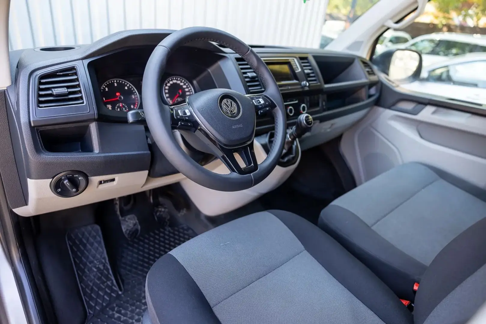 Volkswagen Transporter Gen-T6-2016