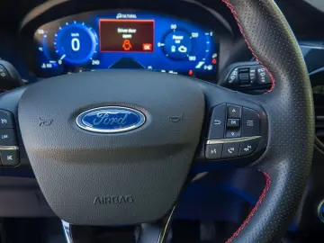 Ford Kuga St-Line Camera Bord Digital CarPlay - Finanțare