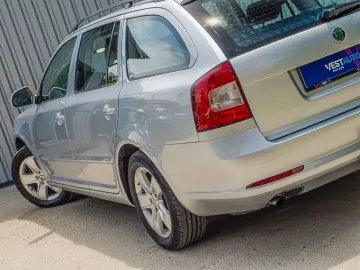 Skoda   Octavia 1.2 TSI Ambition - Finatare Fara avans!