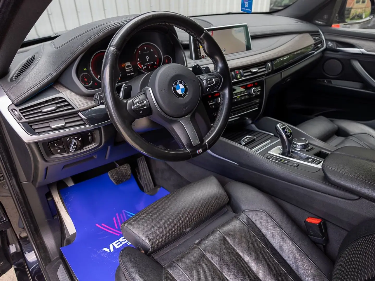 BMW X6 M50d HarmanKardon HeadUp Finantare in rate fixe